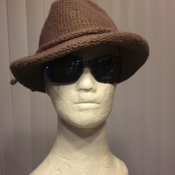 RETRO Dark lens 400 UV sunglasses (050) NWOT - Picture 3 of 4